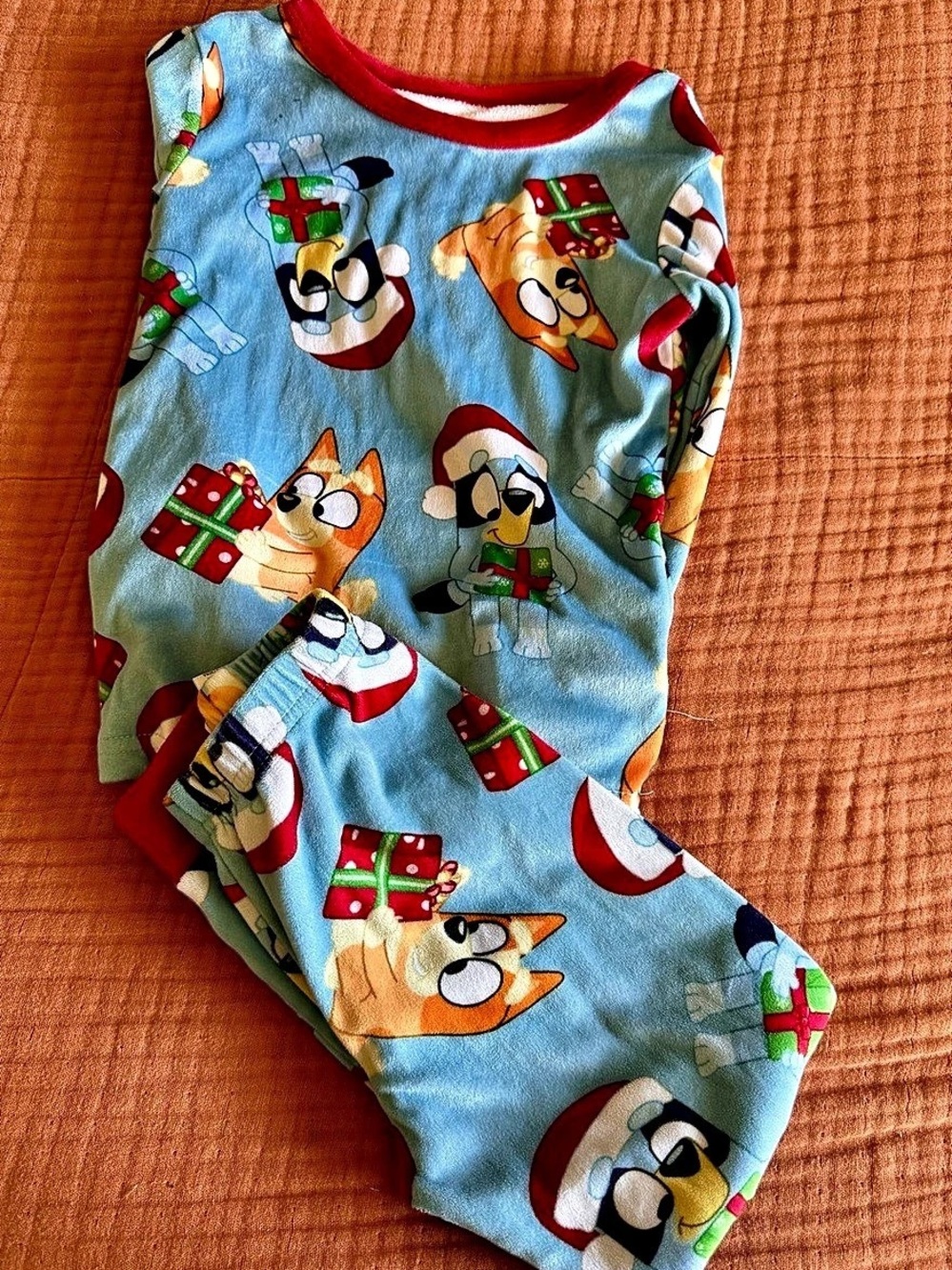 Bluey Christmas Holiday Fleece Pajama Set Kids Blue & Red